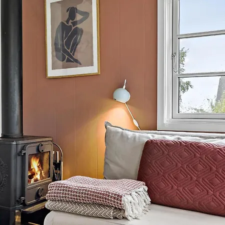 2 Bedroom Cozy In Ferienhaus *