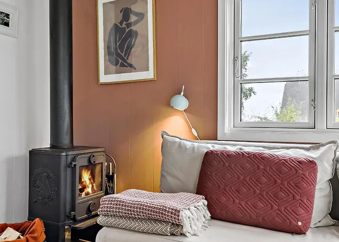 2 Bedroom Cozy In Casa de Férias *
