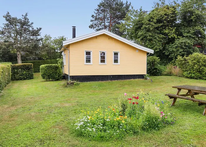 2 Bedroom Cozy In Casa de Férias Allinge-Sandvig